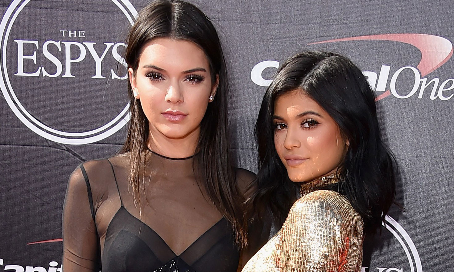 Kendall And Kylie Jenner Always Do THIS Weird Pose In Photos | Girlfriend